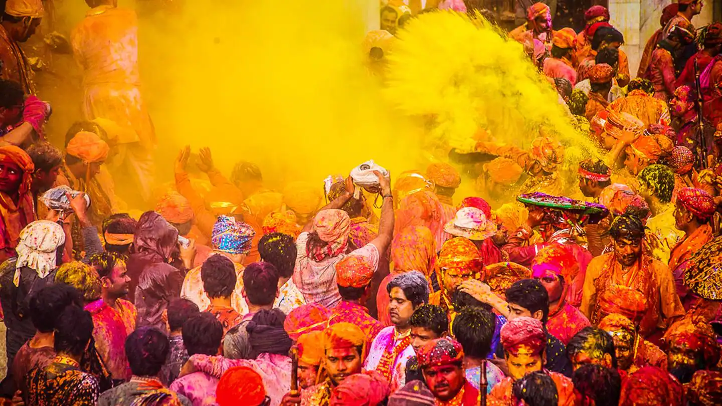 Vrindavan Ki Holi – Colours, Culture & Celebration: additional photo 1