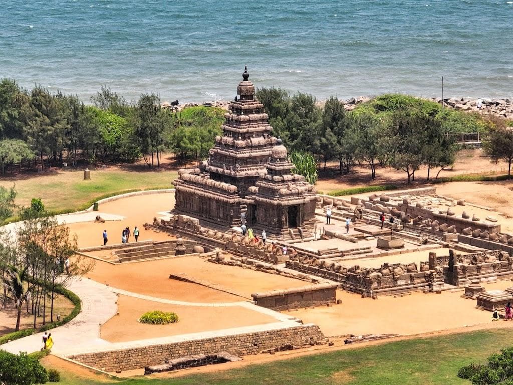 Sacred South India – Temples, Traditions & Serenity: Chennai → Mahabalipuram → Kanchipuram → Thanjavur → Madurai → Rameswaram